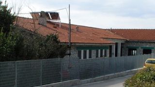 Support of a guesthouse for short&ndash;term accommodation for minors in Oreokastro